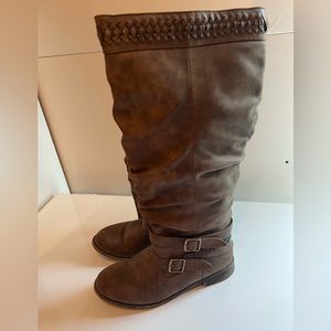 Woman’s boots